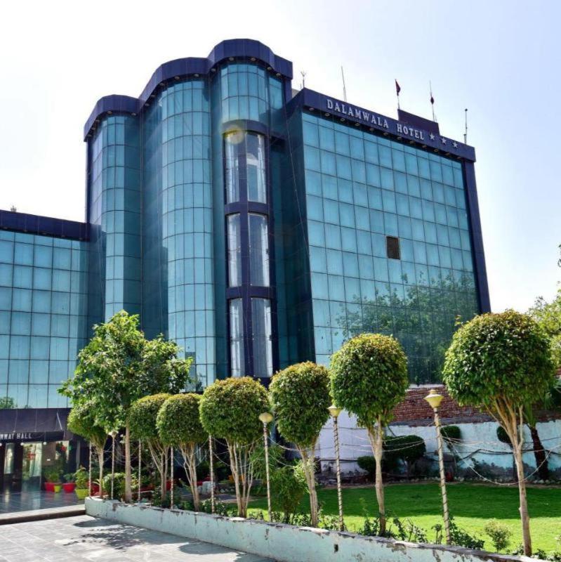 Dalamwala Hotel Jind エクステリア 写真